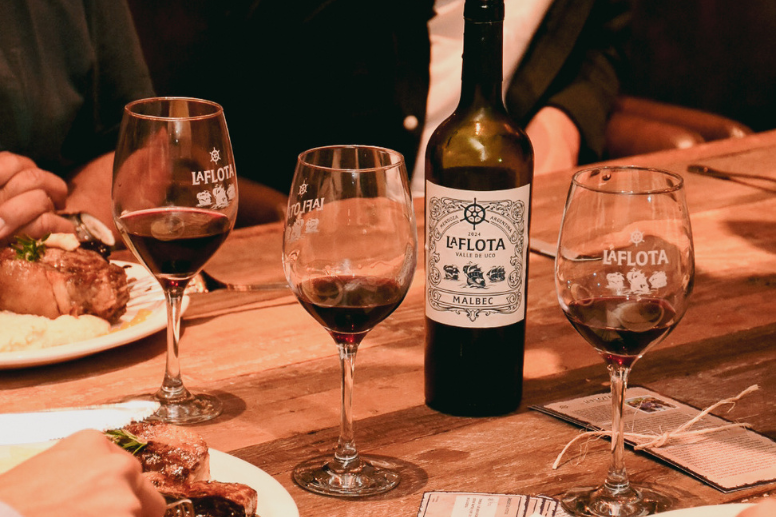 vino rustico mesa